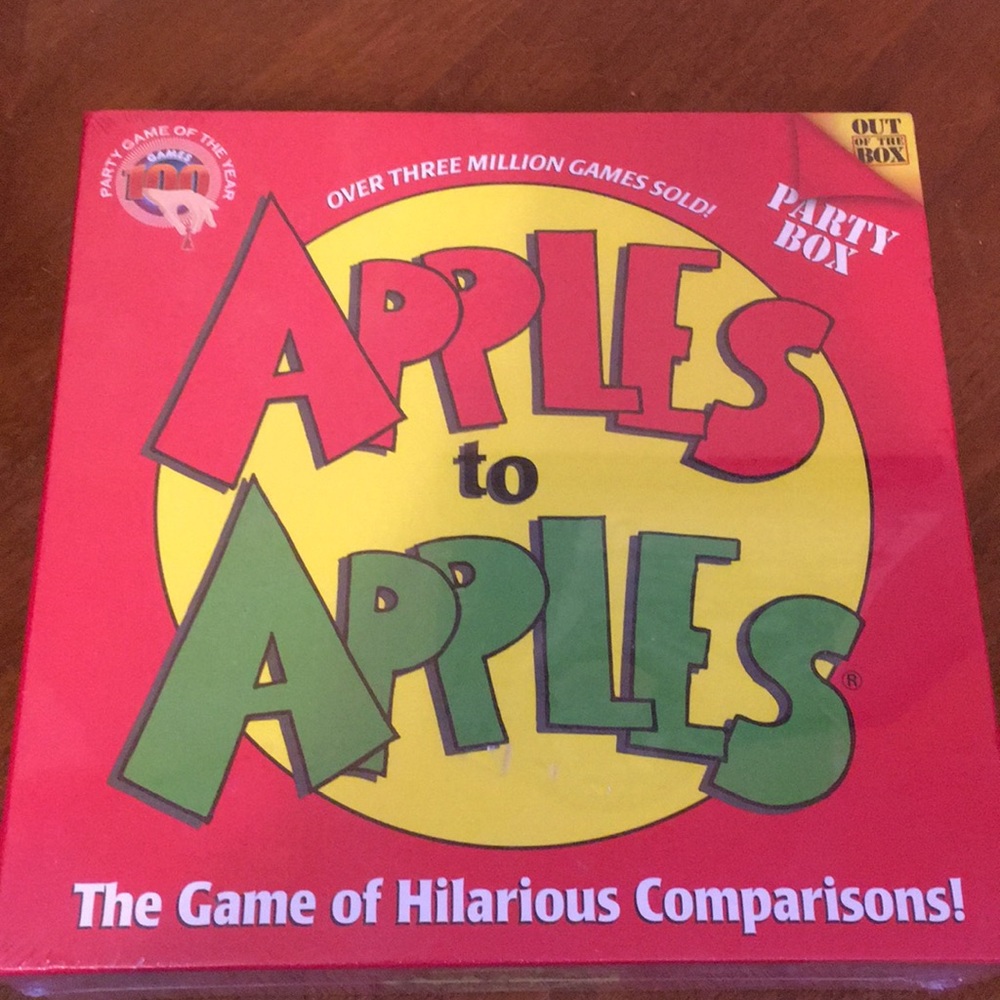 NWT Apples to Apples Party Box